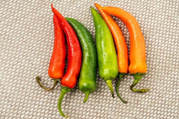 Achat piments et poivrons : réveillez vos plats avec piquant !